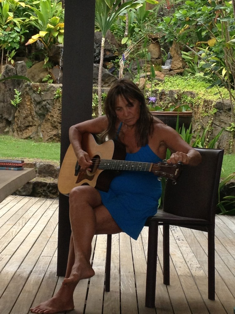 An accomplished musician, Michaelle treated us to an impromptu jazz performance after dinner one night.